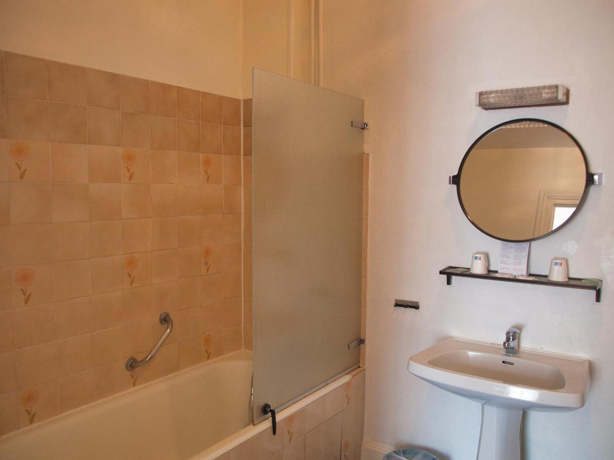 Hôtel de Paris Châtel-Guyon Habitación foto